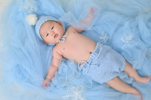 河池怀孕肚子起小疙瘩很痒