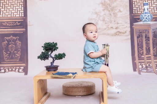 河池八个月宝宝发育指标